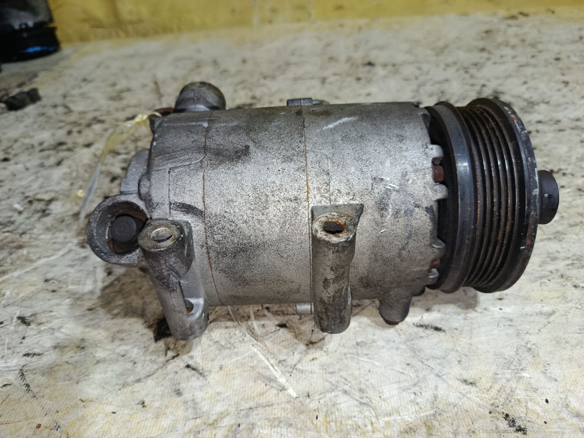 Компрессор кондиционера 6M5H-19D629-AB на Ford Focus 2 Фото 3
