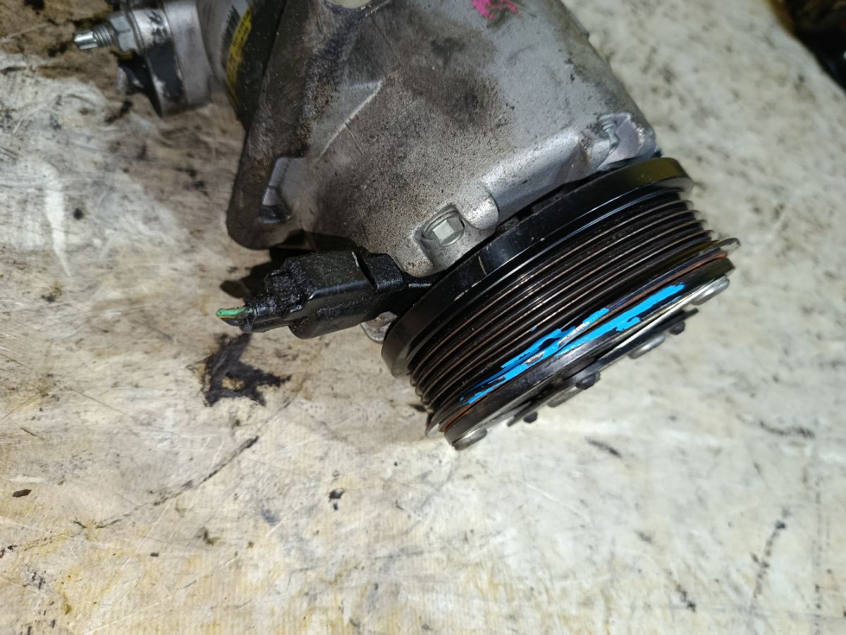 Компрессор кондиционера BV6N-19D629-BF на Ford Focus 2 Фото 7