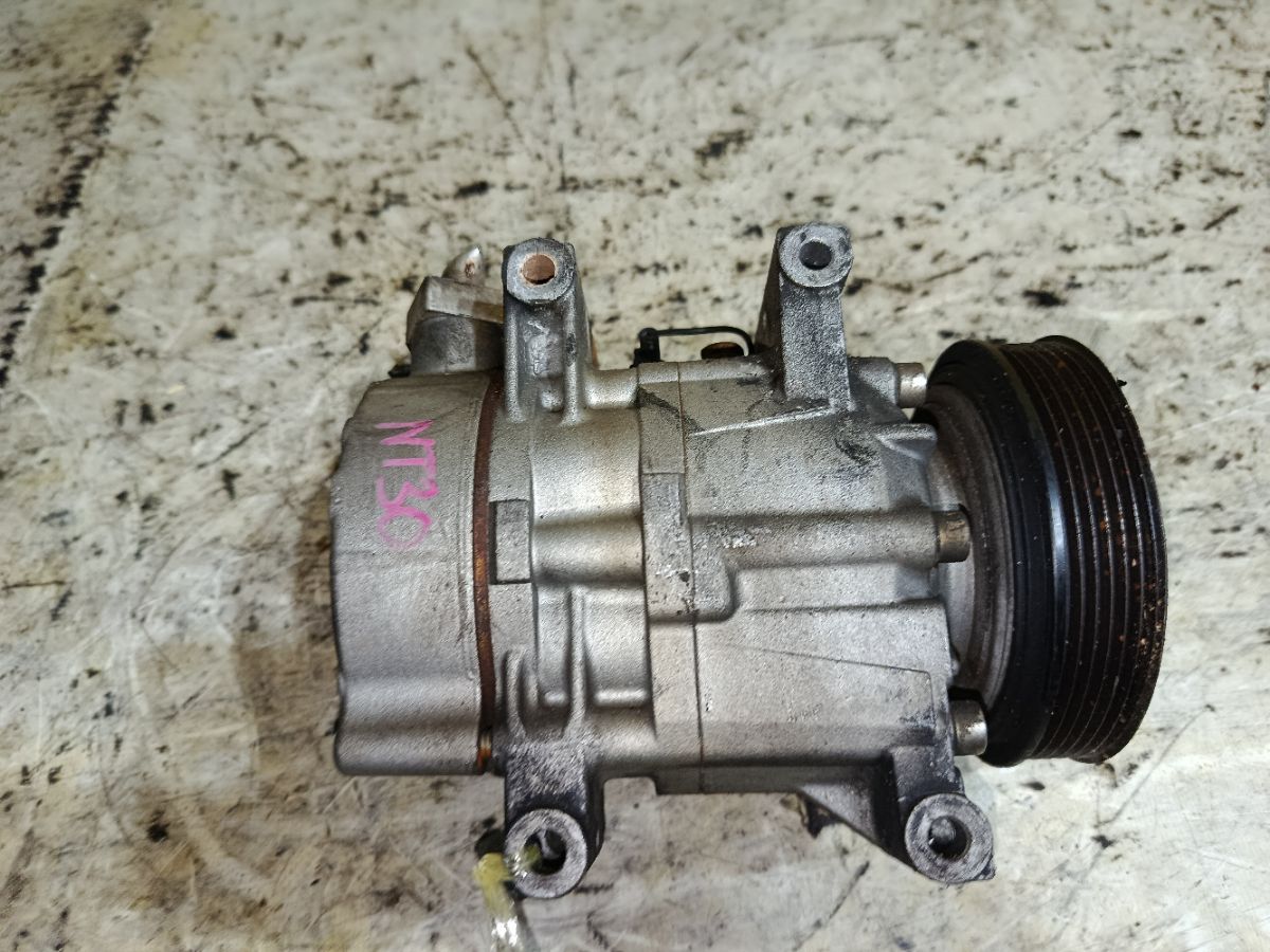 Компрессор кондиционера на Nissan X-Trail NT30 QR20DE Фото 5