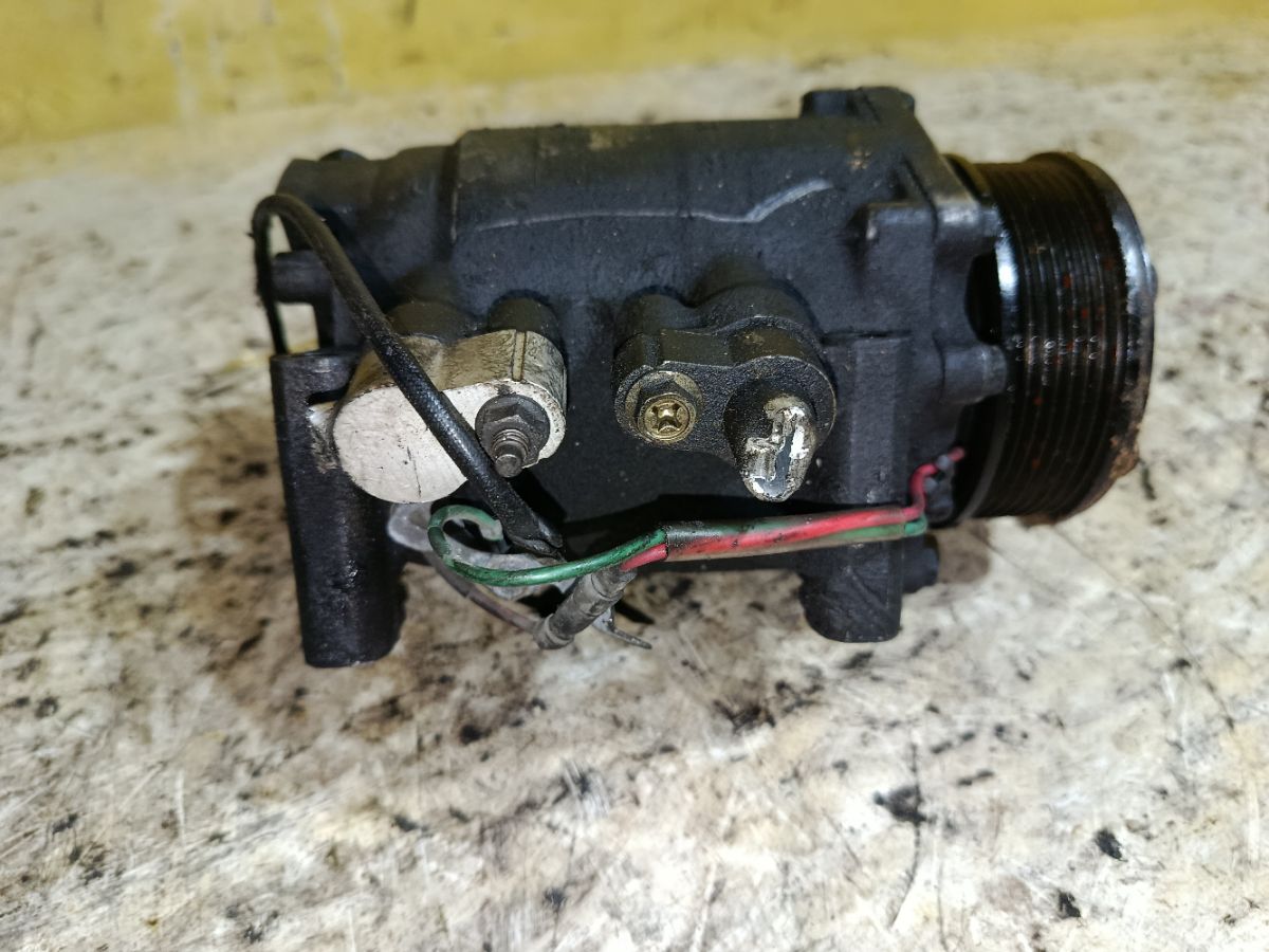 Компрессор кондиционера на Honda Cr-V RD5 K20A Фото 1