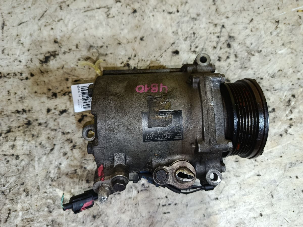 Компрессор кондиционера MN203069 на Mitsubishi Lancer X CX3A 4B10 Фото 3