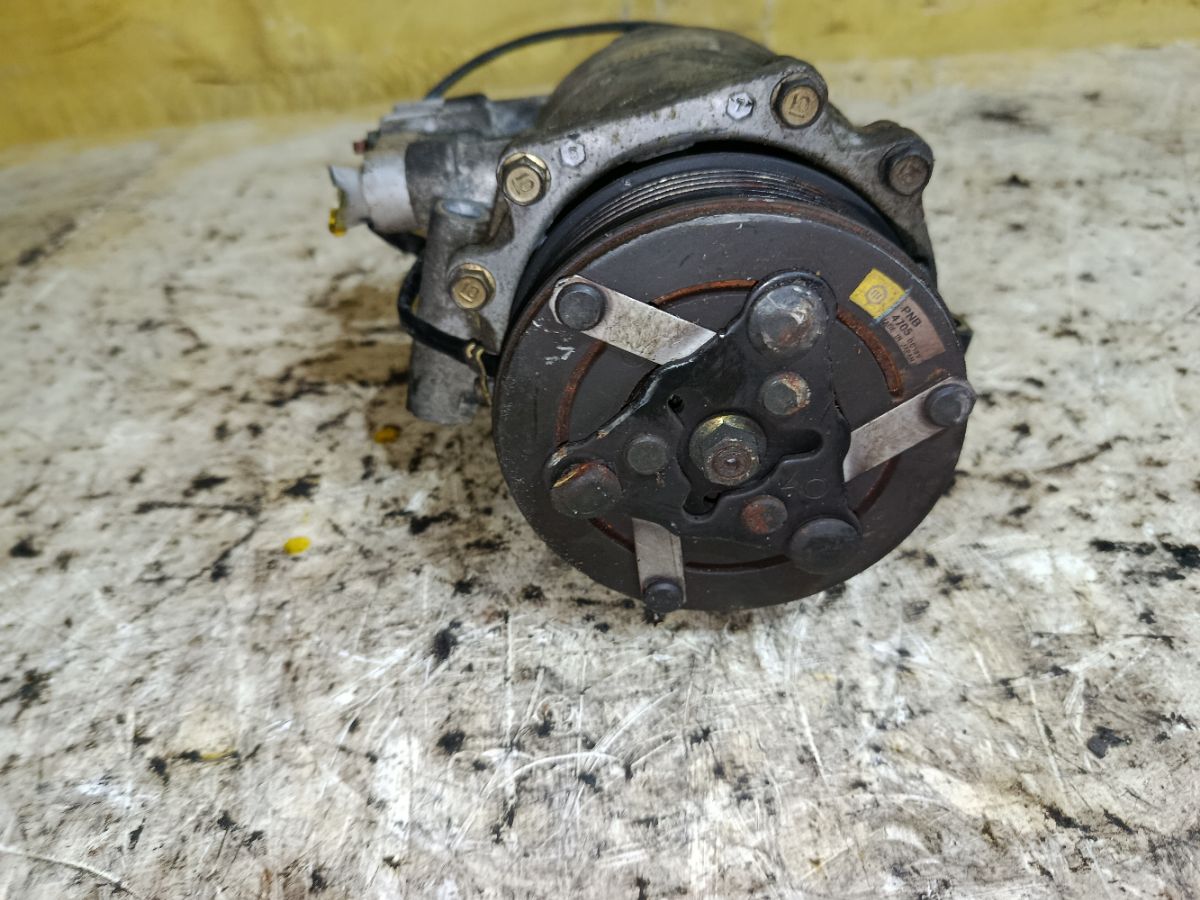 Компрессор кондиционера на Honda Cr-V RD5 K20A Фото 5