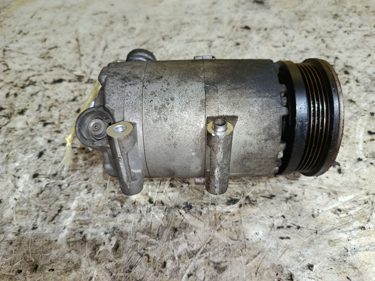 Компрессор кондиционера BV6N-19D629-A2C на Ford Focus 3 PNDA Фото 3