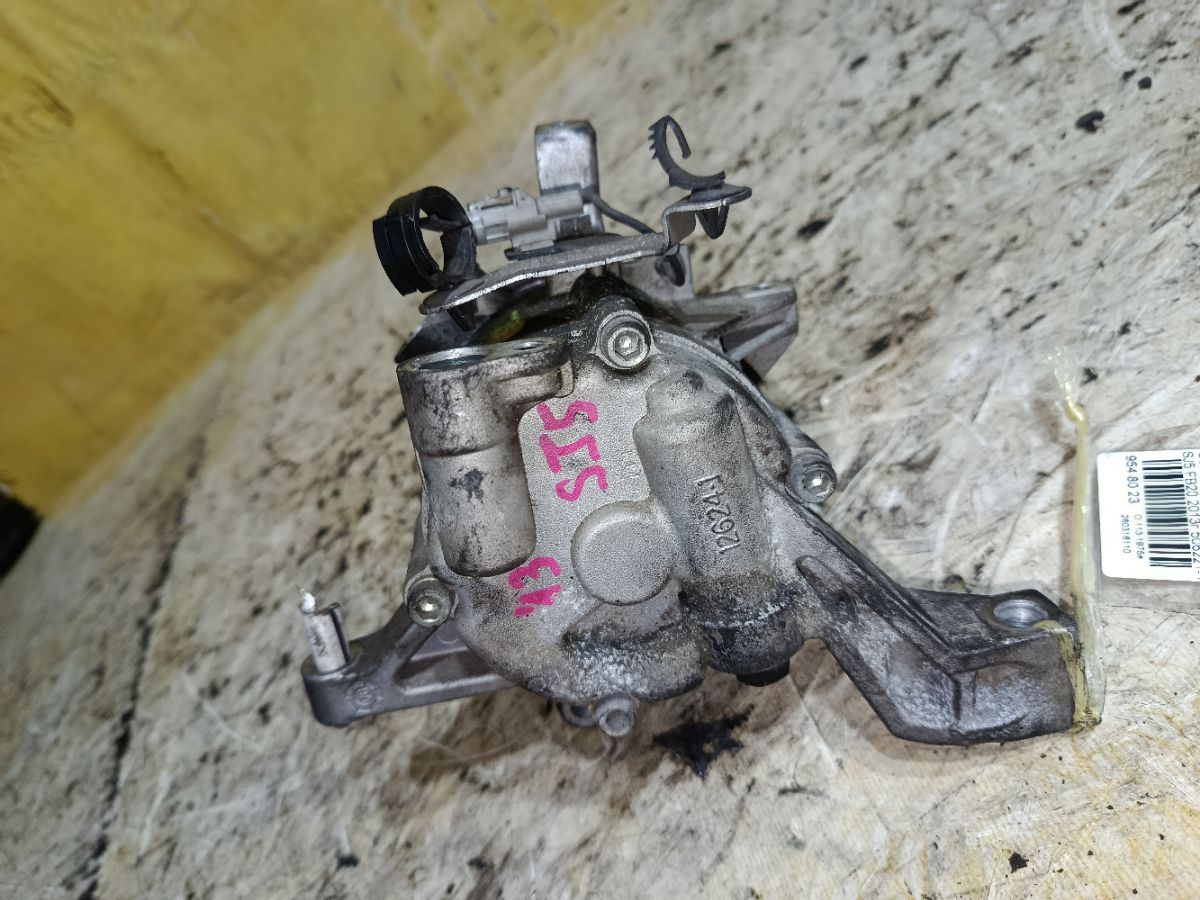 Компрессор кондиционера на Subaru Forester SJ5 FB20 Фото 5