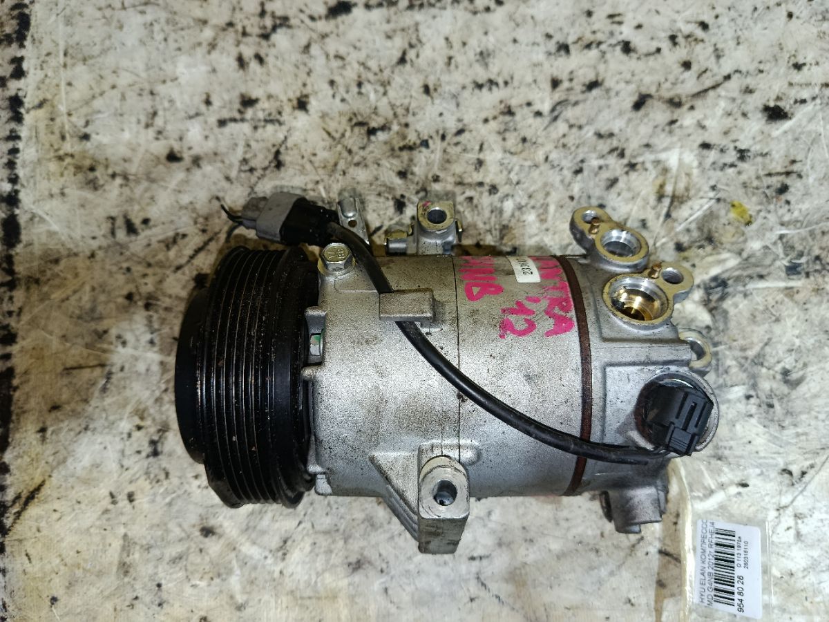 Компрессор кондиционера на Hyundai Elantra MD G4NB Фото 1