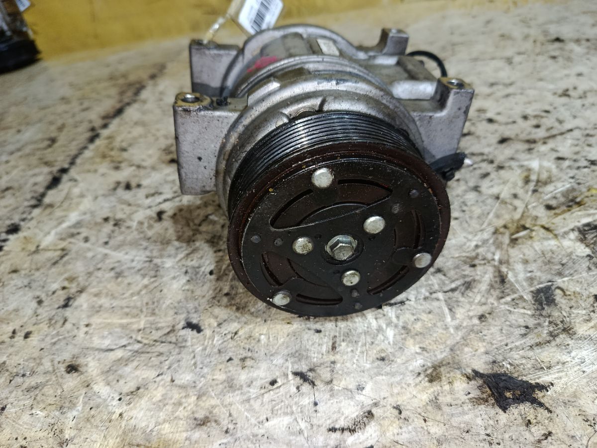 Компрессор кондиционера на Honda Cr-V RD5 K20A Фото 5