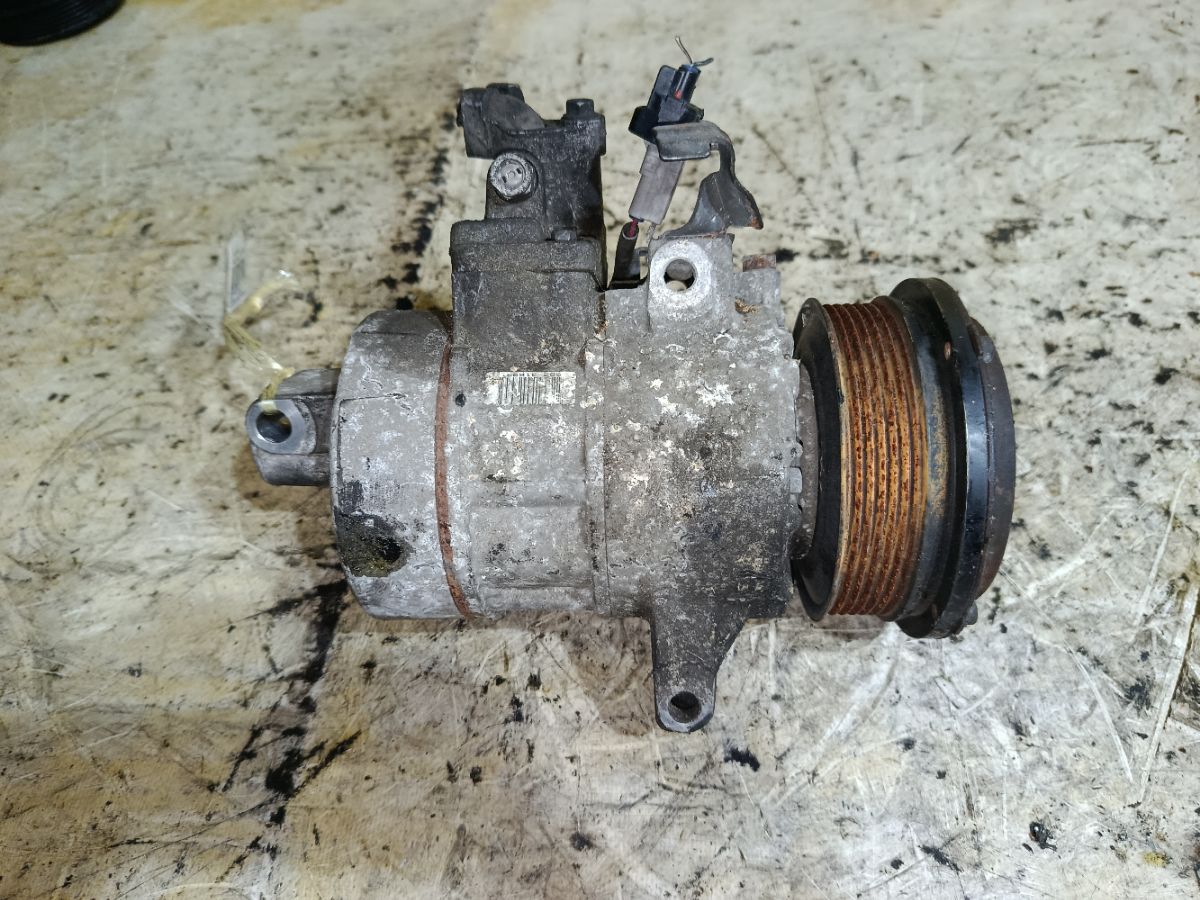 Компрессор кондиционера на Lexus Gs430 UZS190 3UZ-FE Фото 4