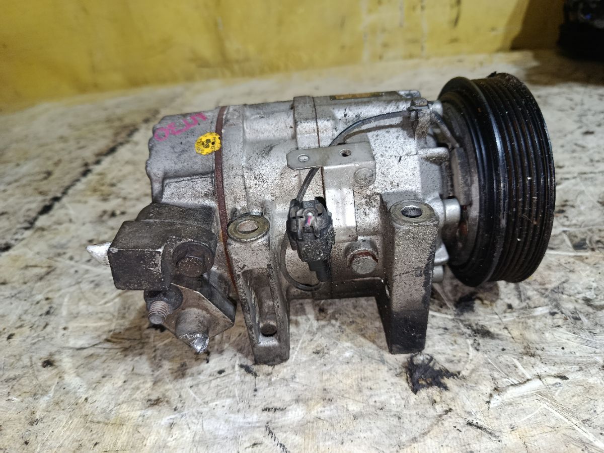 Компрессор кондиционера на Nissan X-Trail NT30 QR20DE Фото 2