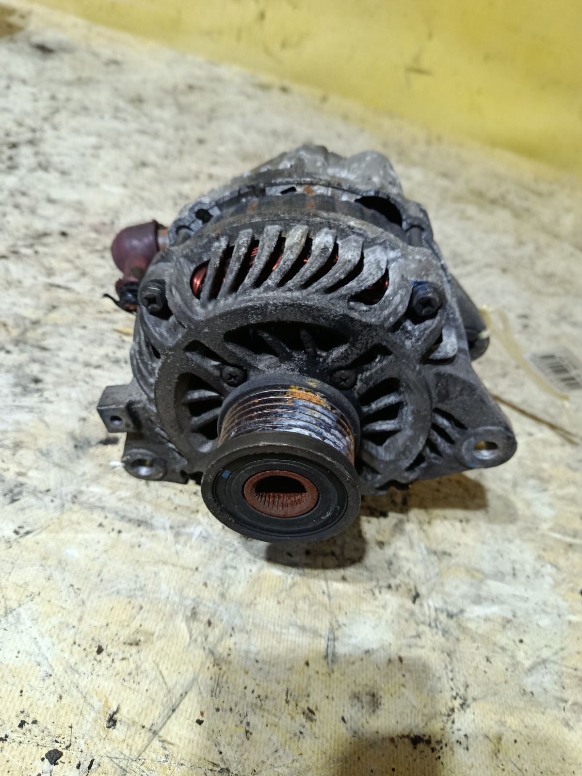 Генератор 23100-2YA00 на Nissan X-Trail NT30 QR20DE Фото 3