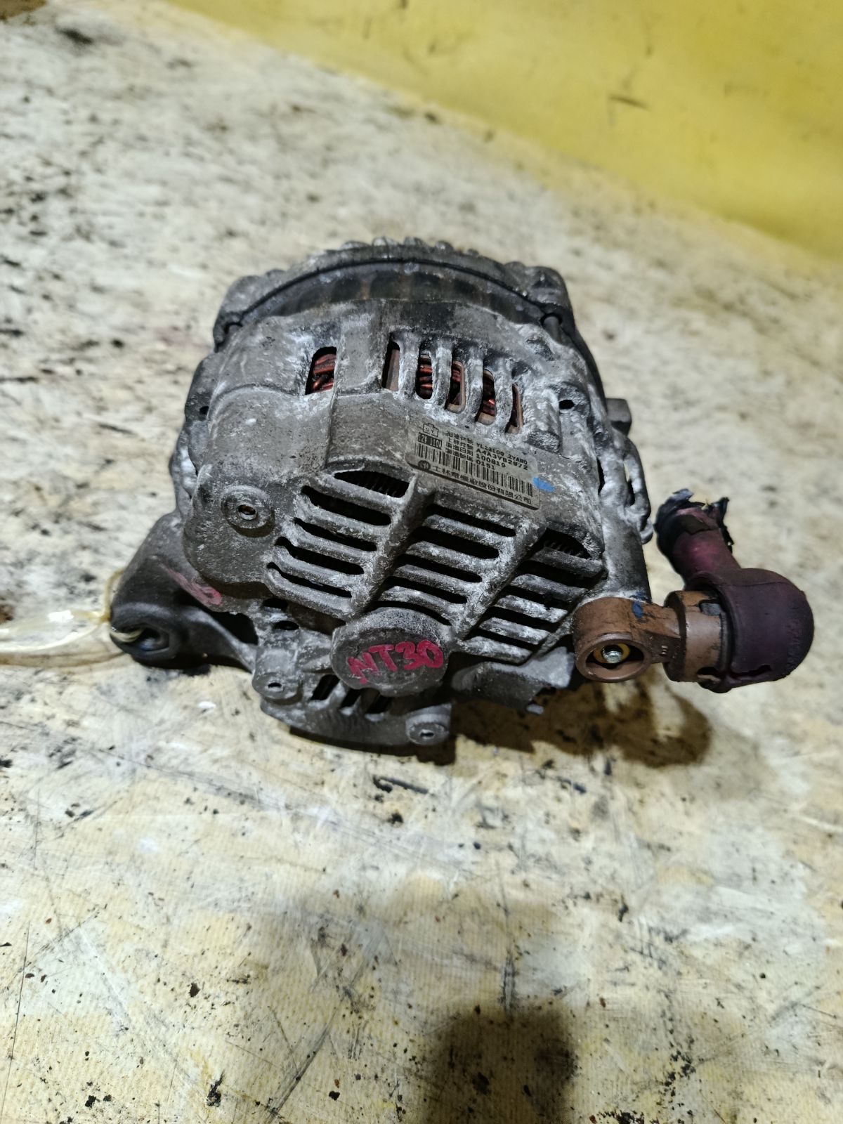 Генератор 23100-2YA00 на Nissan X-Trail NT30 QR20DE Фото 4