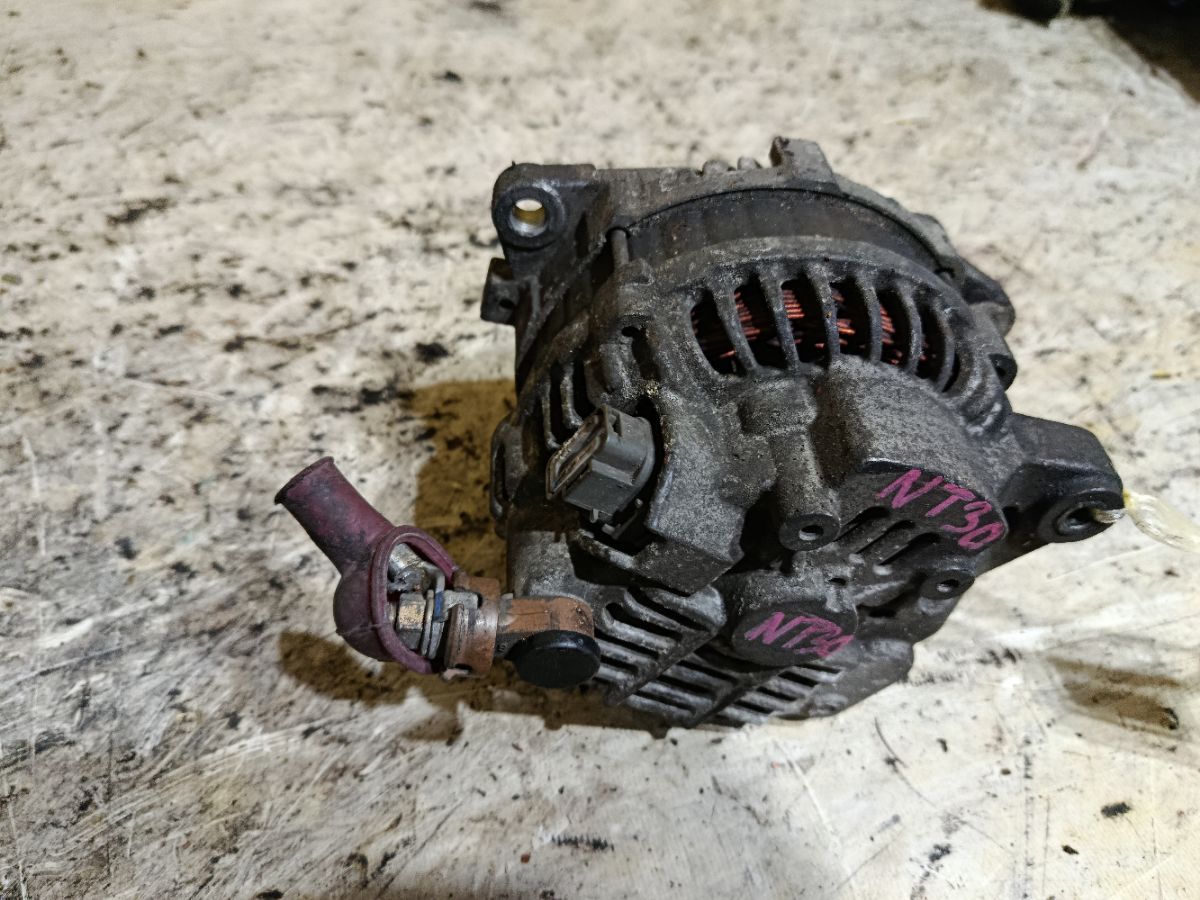 Генератор 23100-2YA00 на Nissan X-Trail NT30 QR20DE Фото 3