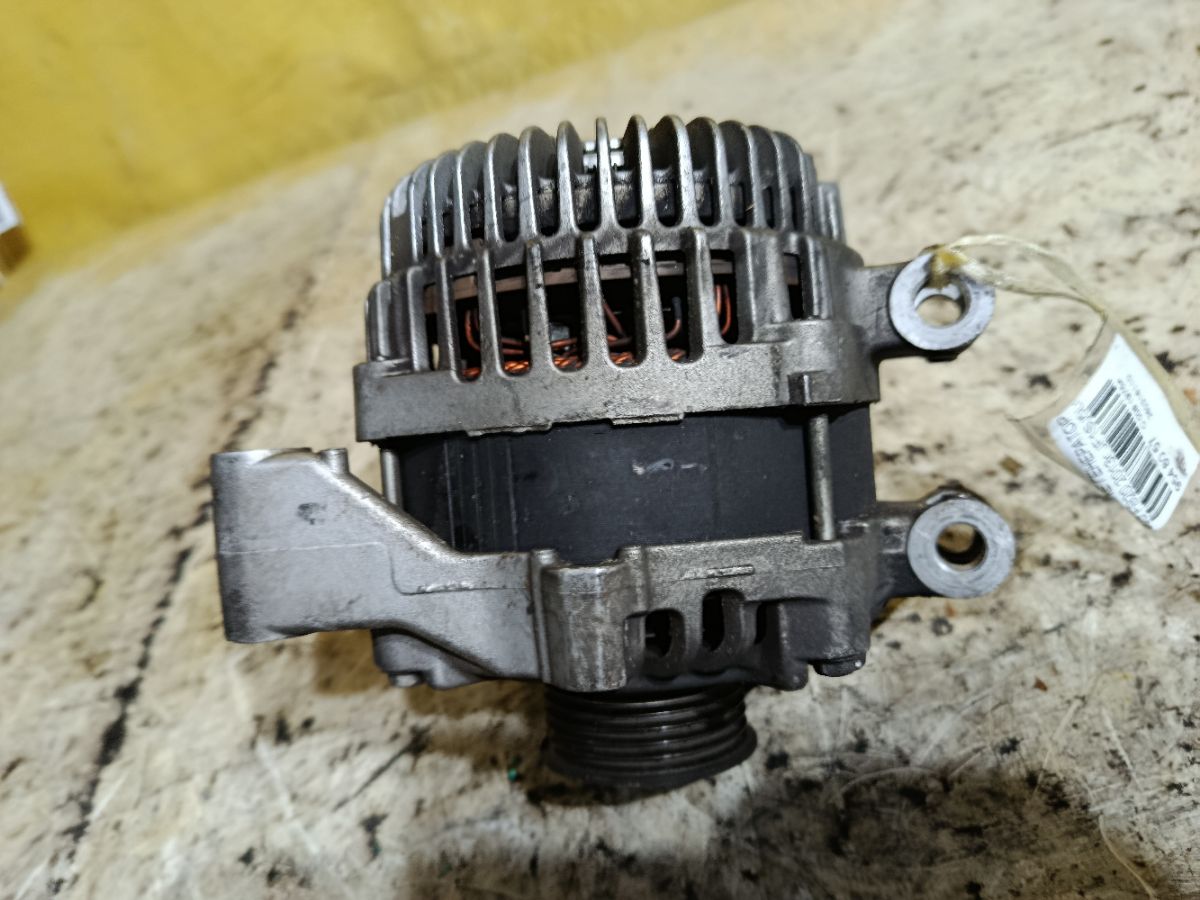 Генератор на Subaru Forester SJ5 FB20 Фото 3