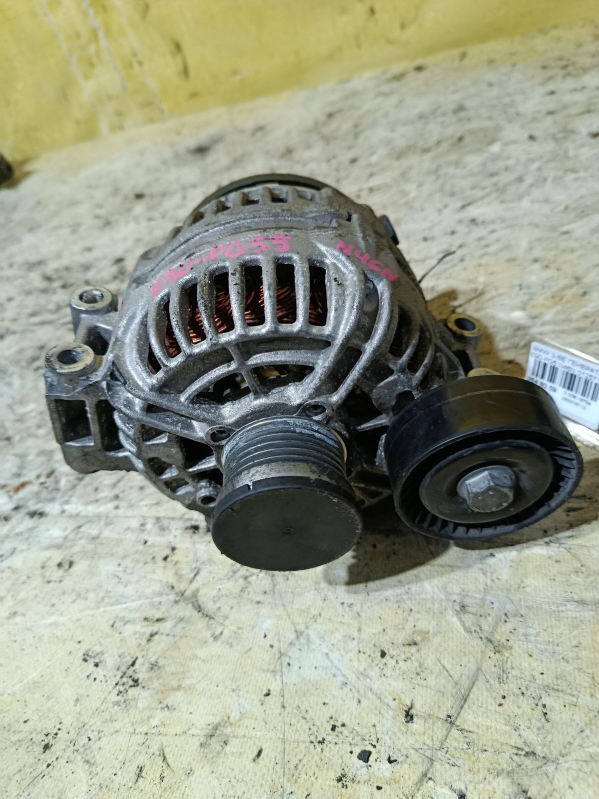 Генератор 0125711000, A0009060000, 12317533270 на Bmw 3-Series E90-PG51 N46N Фото 1