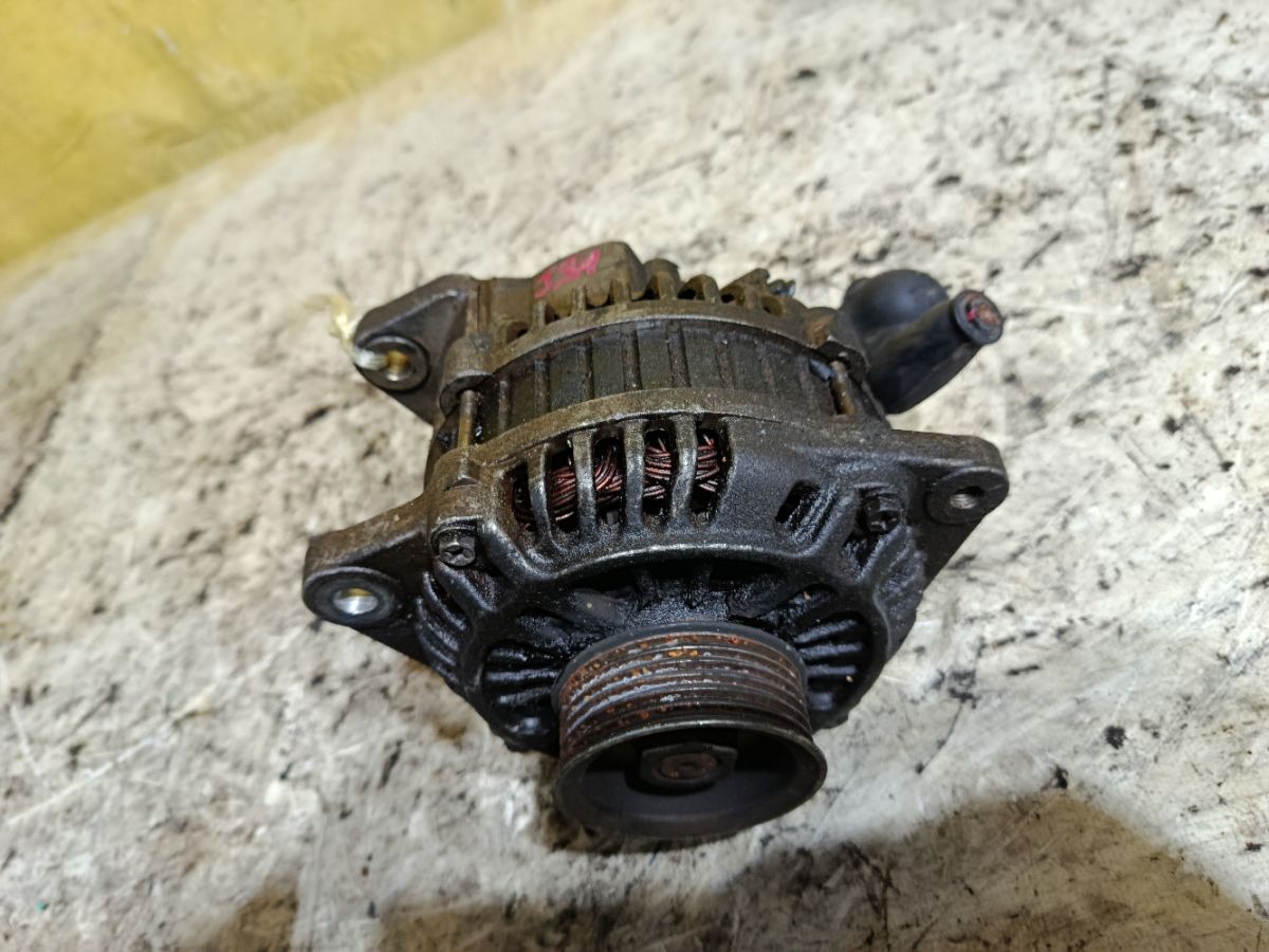 Генератор 23100-2Y005 на Nissan Teana J31 VQ23DE Фото 1