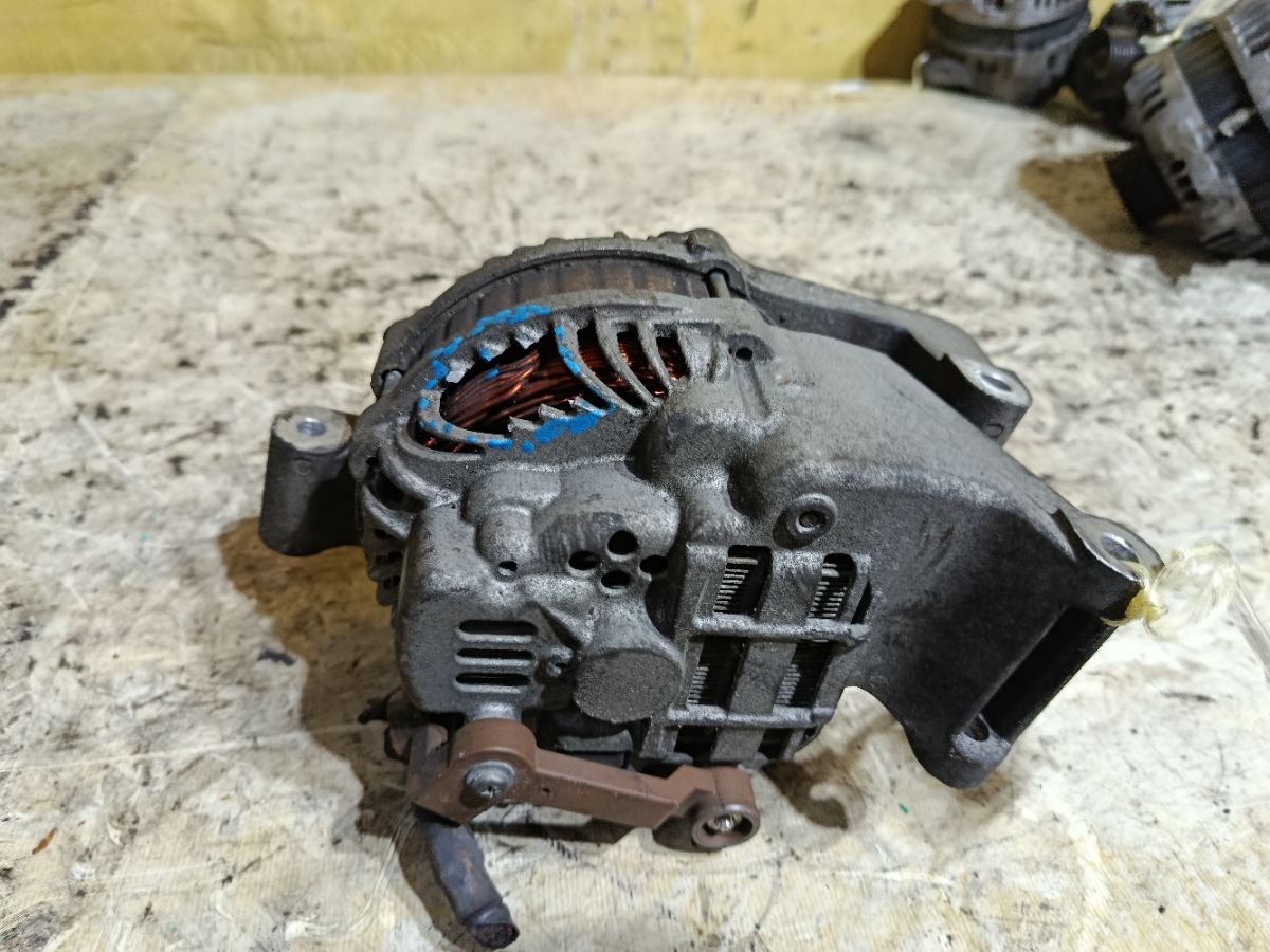 Генератор 3M5T-10300-VD на Ford Focus 2 Фото 2