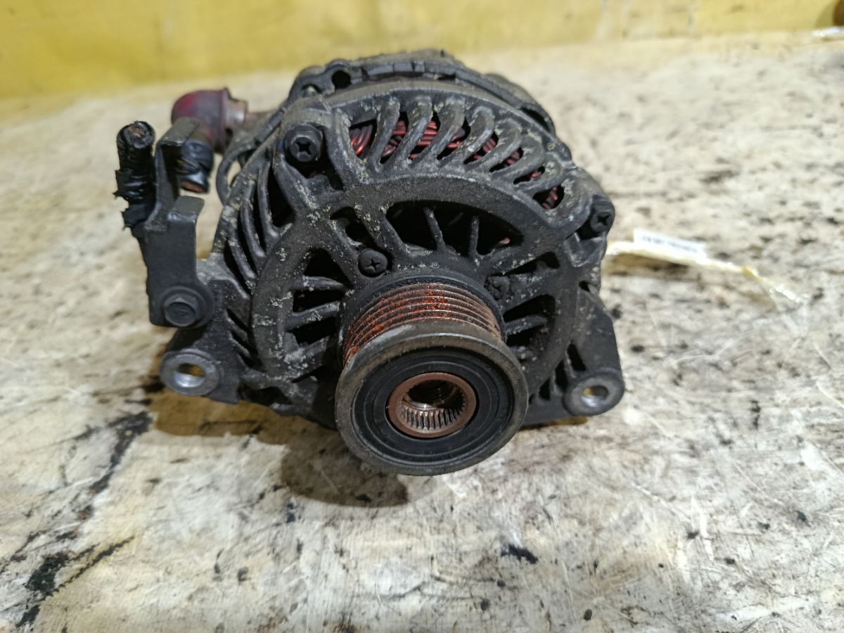 Генератор 23100-AU410 на Nissan X-Trail NT30 QR20DE Фото 1