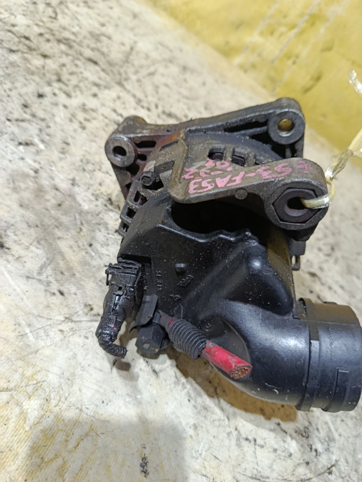 Генератор на Bmw X5 E53-FA53 M54 Фото 5