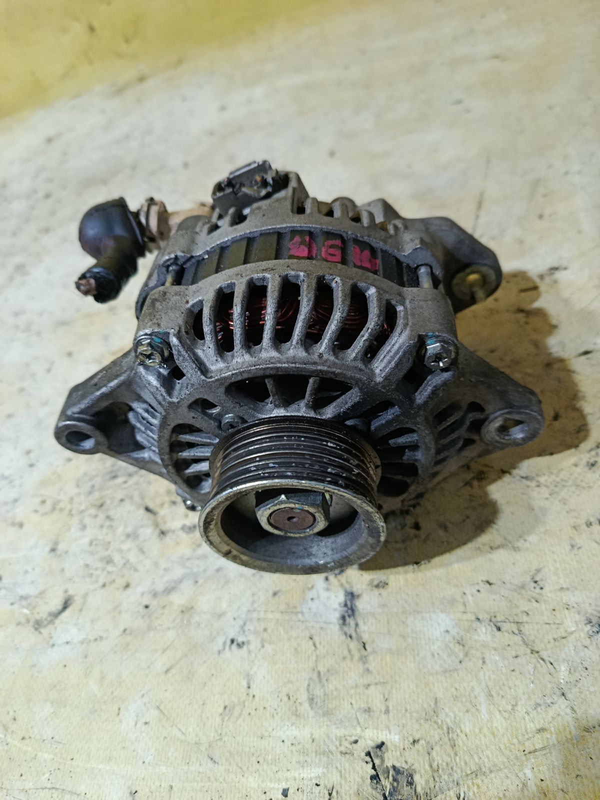 Генератор на Nissan Bluebird Sylphy QG10 QG18DE Фото 1