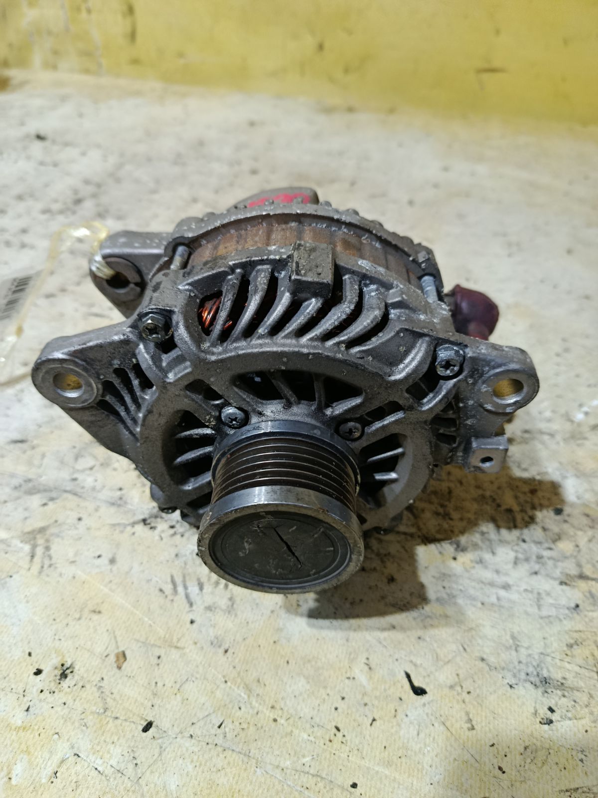 Генератор 23100-JG010 на Nissan X-Trail NT30 QR20DE Фото 4