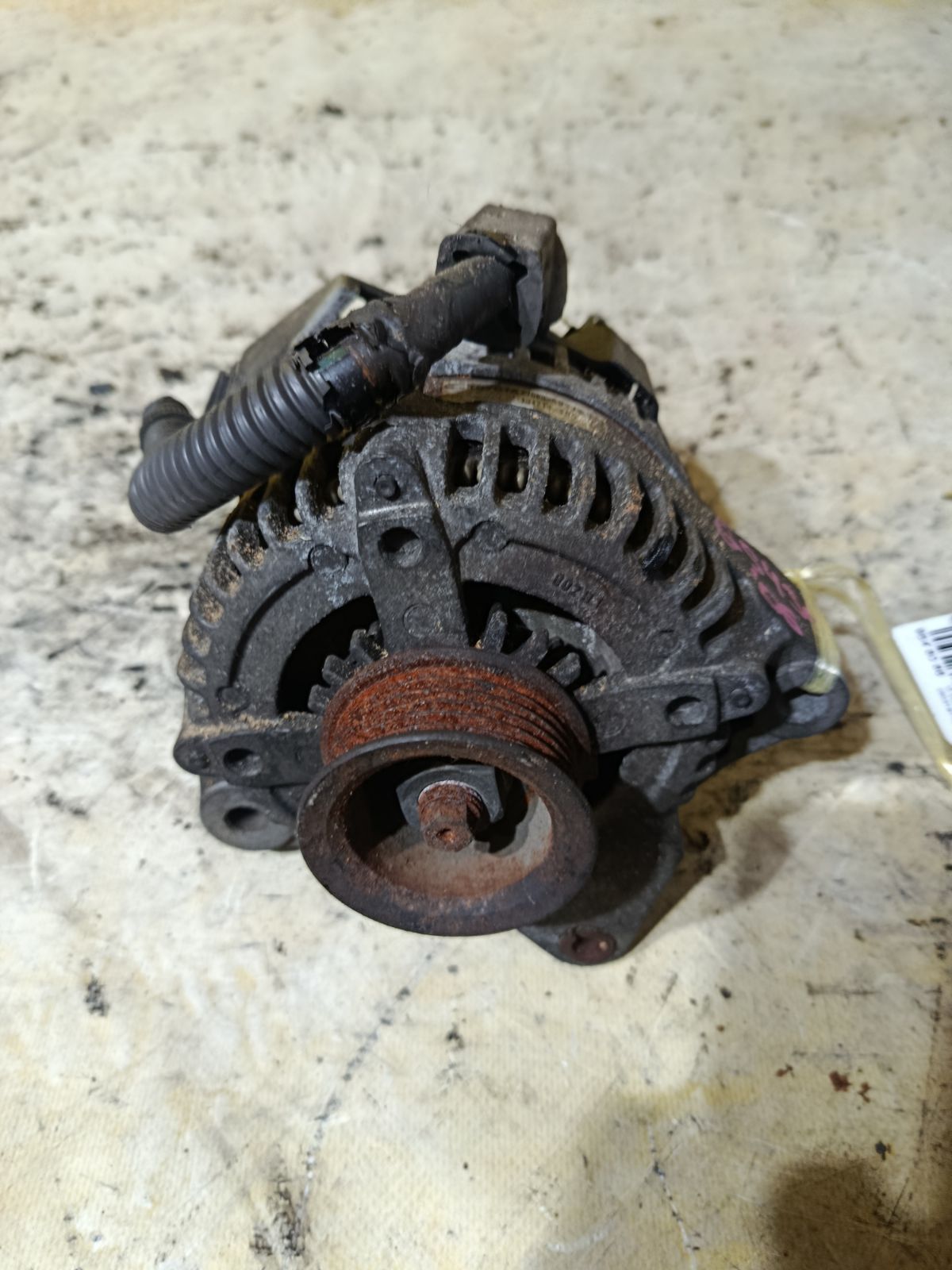 Генератор 27060-50340 на Lexus Gs430 UZS190 3UZ-FE Фото 2