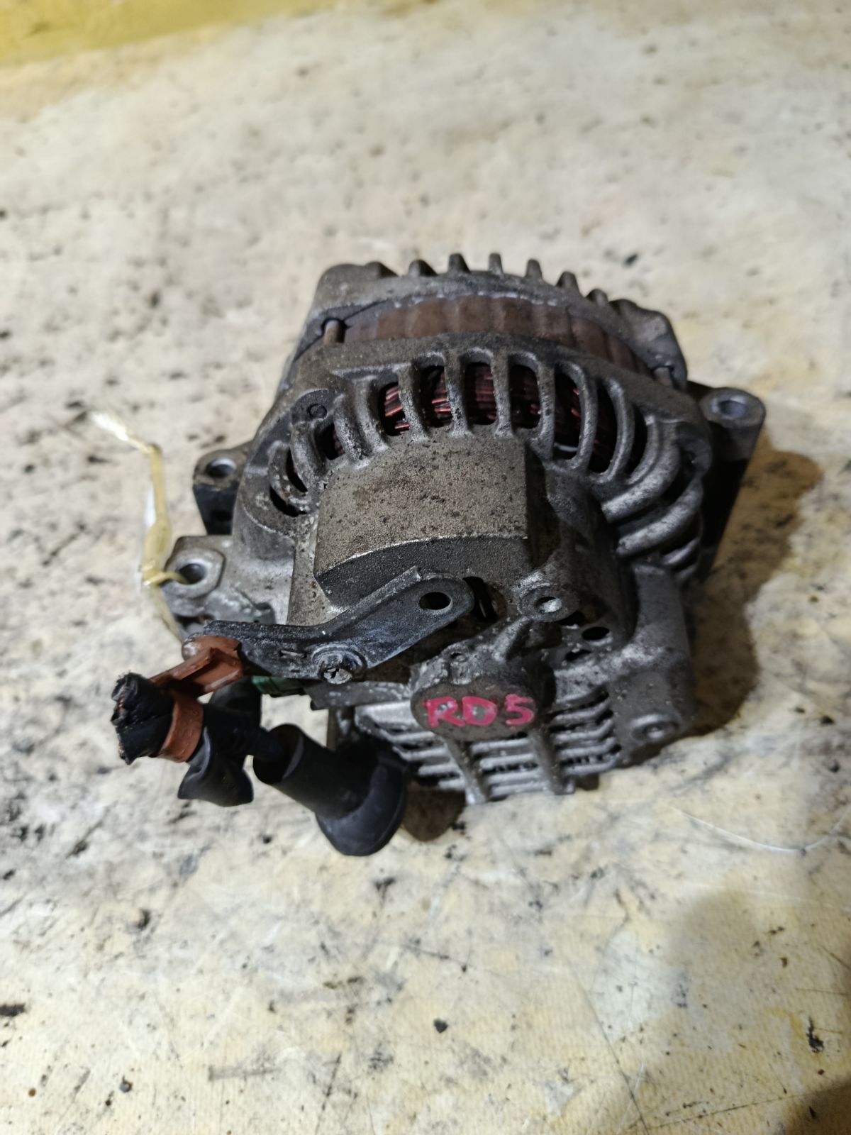 Генератор на Honda Cr-V RD5 K20A Фото 3