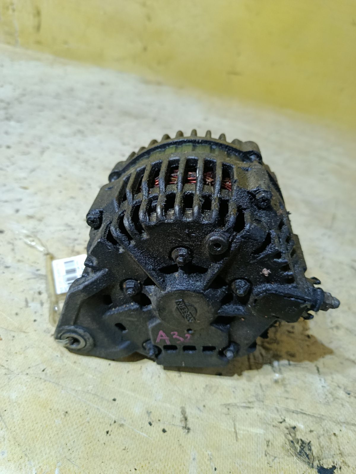 Генератор 23100 31U00, LC-008-0004 на Nissan Cefiro A32 VQ20DE Фото 3