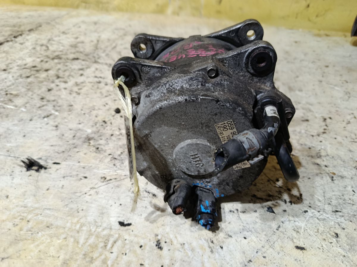 Генератор 059903015T на Audi A8 4E BPK Фото 2