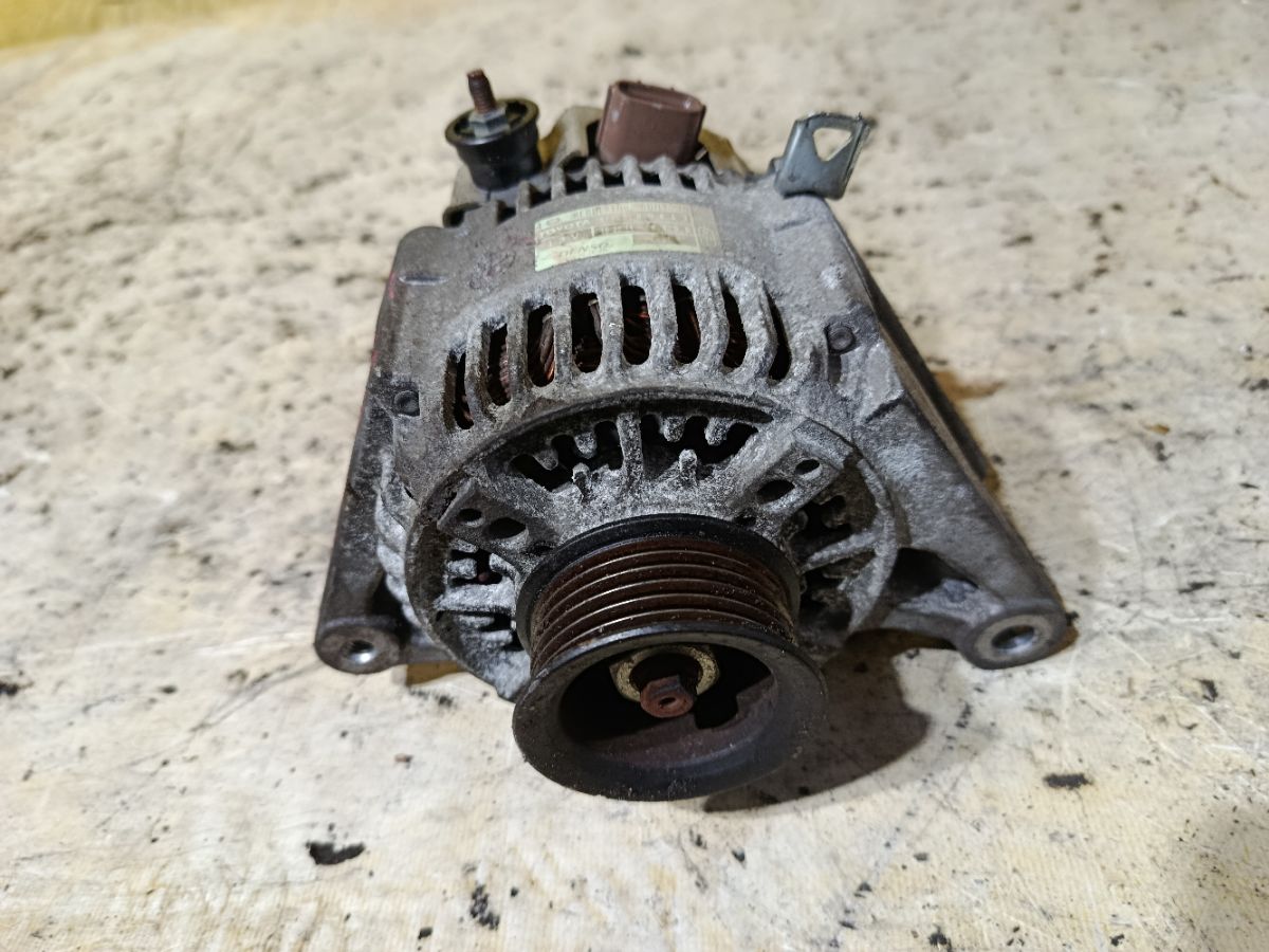 Генератор 27060-0D061, 102211-9160 на Toyota Corolla ZZE121 3ZZ-FE Фото 2