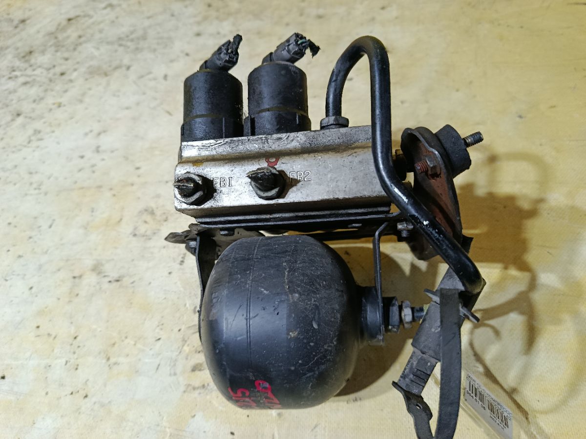 Компрессор подвески A2203200358, A2209970036, A2209970136, A2203270115 на Mercedes-Benz Cl-Class C215 Фото 4