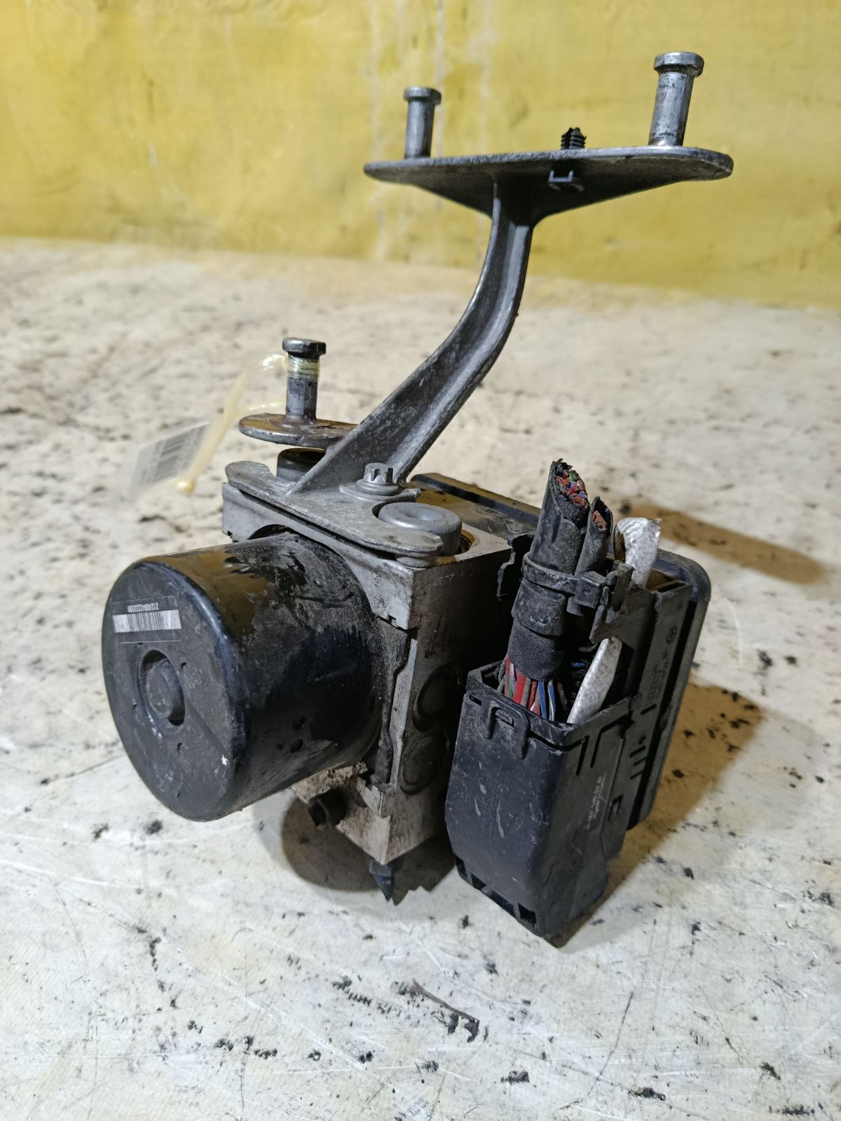 Блок ABS A2045455132, A2044313712 на Mercedes-Benz C-Class W204.054 272.947 Фото 2