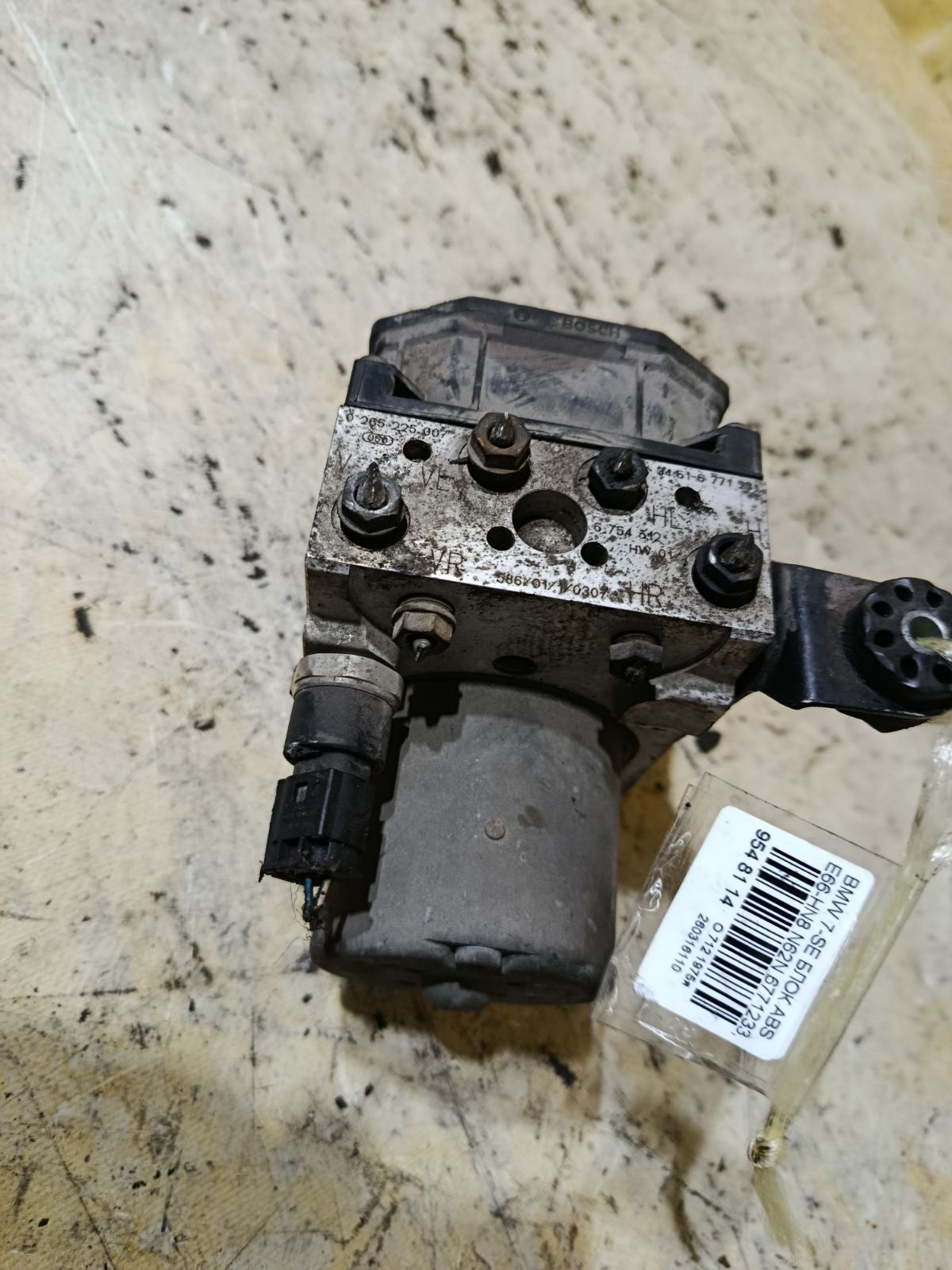 Блок ABS 6771233, 0265950006, 6754512, 0265225007 на Bmw 7-Series E66-HN81 N62N Фото 2