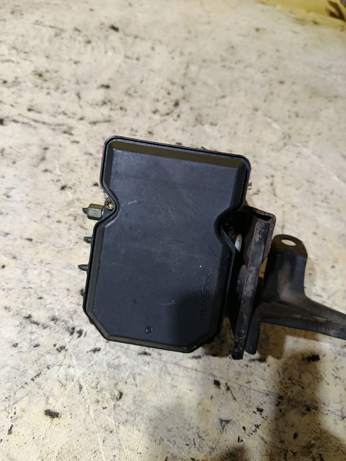 Блок ABS 47660-9W50A на Nissan Teana J31 VQ23DE Фото 4