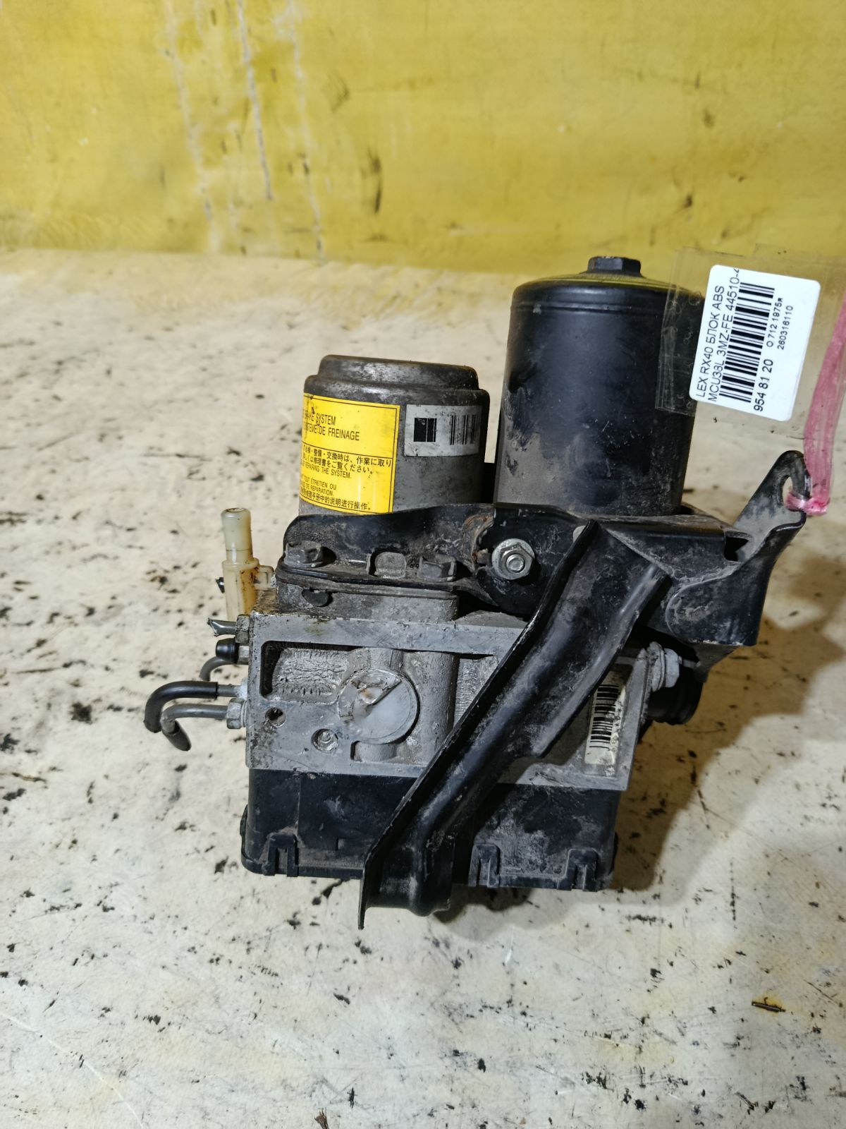 Блок ABS 44510-48060 на Lexus Rx400h MCU38L 3MZ-FE Фото 2