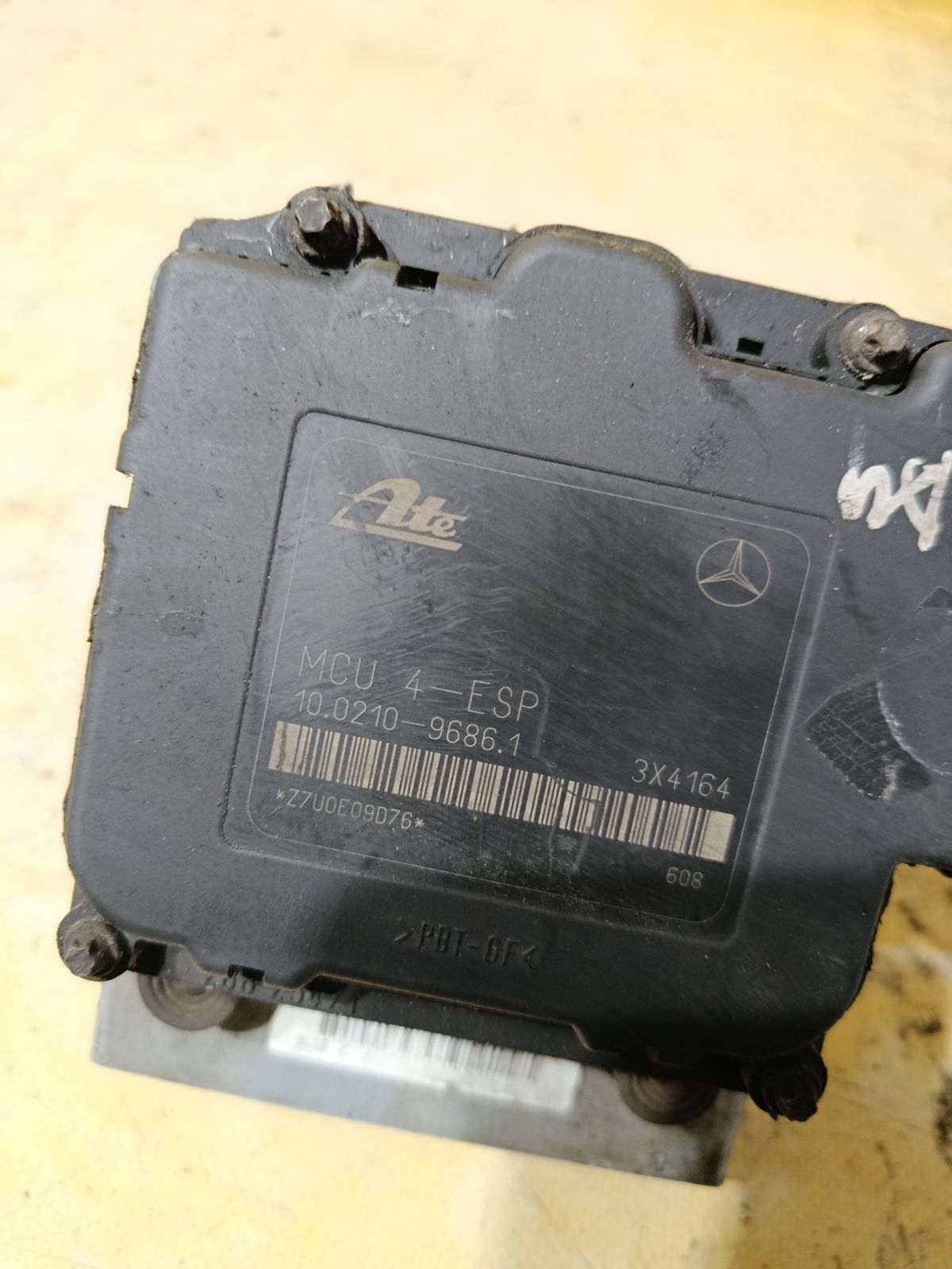 Блок ABS на Mercedes-Benz M-Class W163.154 112.942 Фото 3