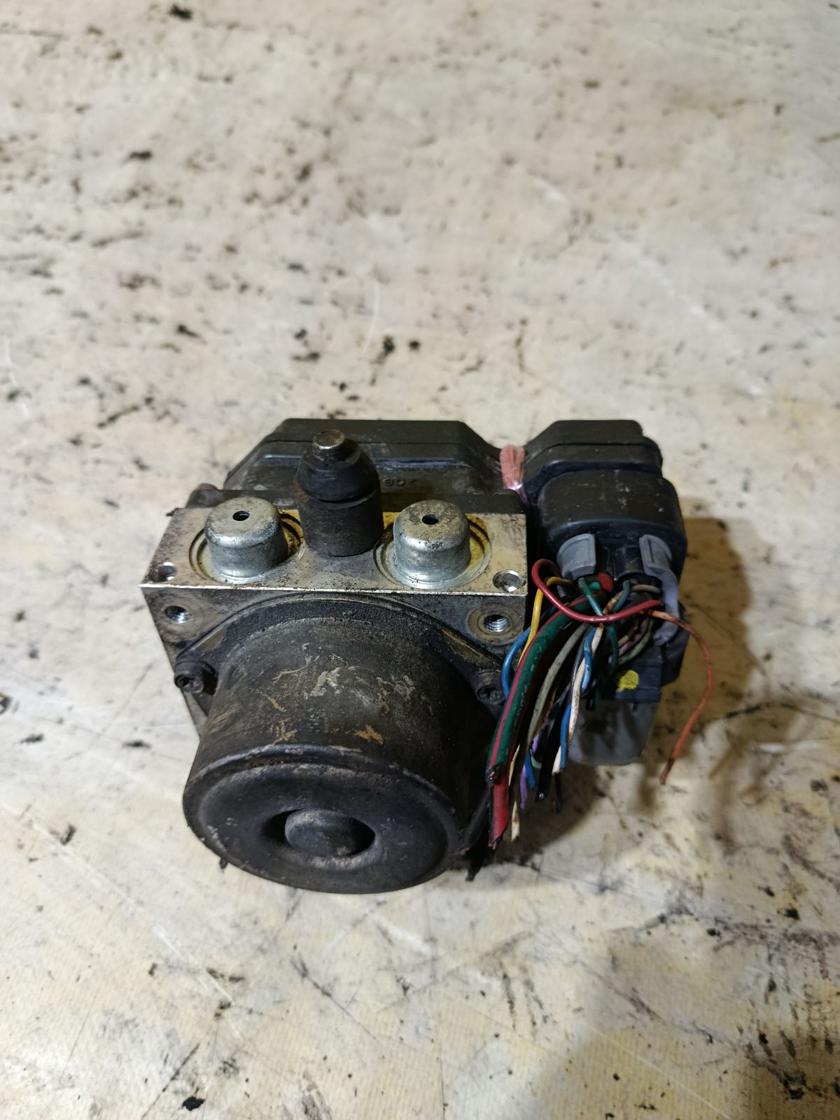 Блок ABS 47660-9Y000 на Nissan Teana J31 VQ23DE Фото 1