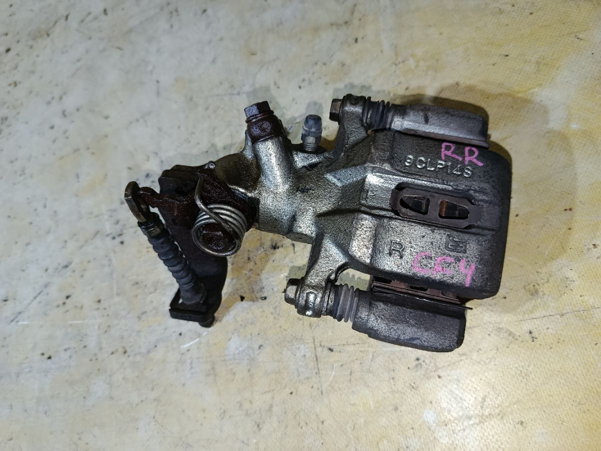 Суппорт на Honda Accord CF4 F20B Фото 1