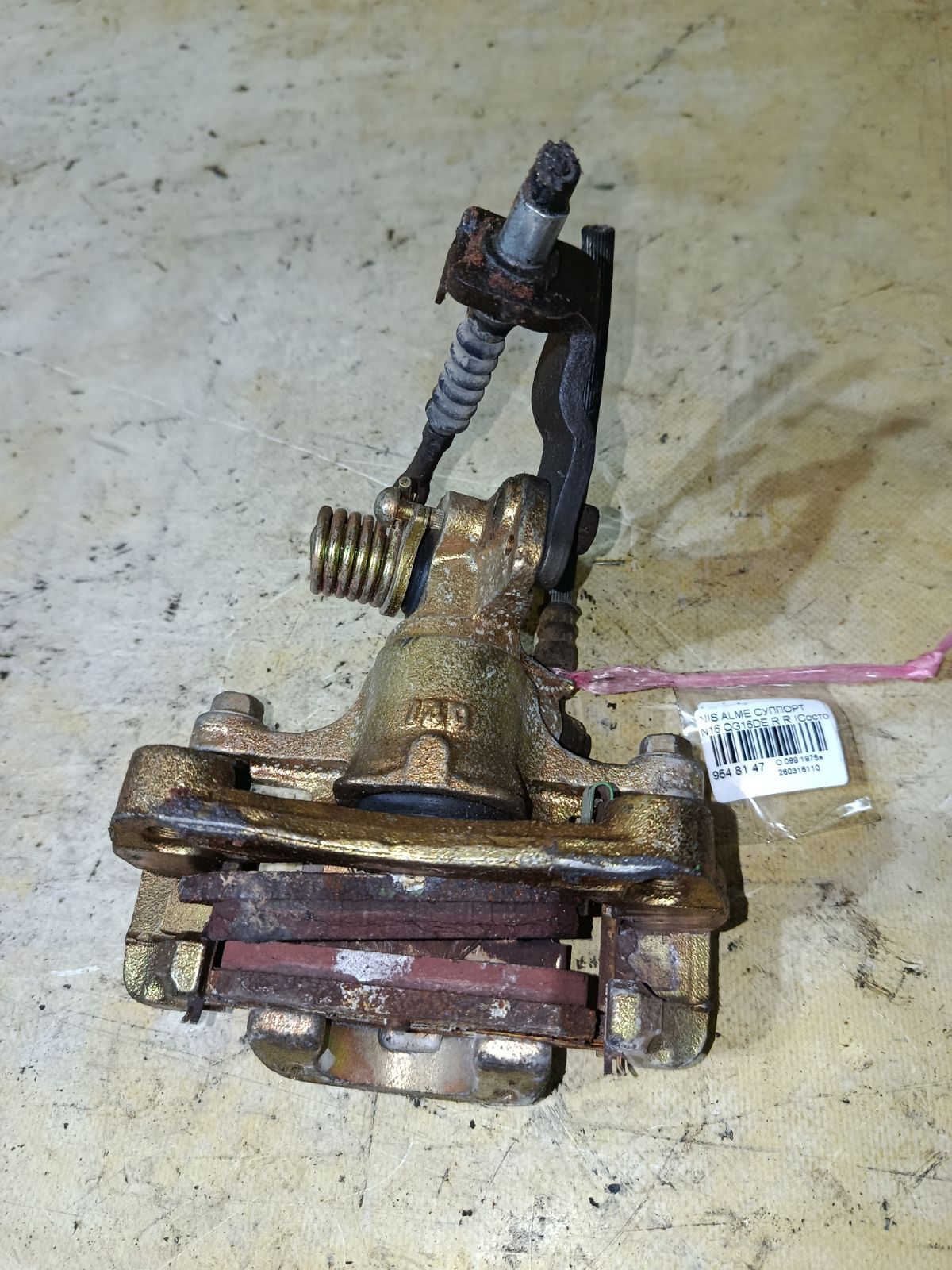 Суппорт на Nissan Almera N16 QG16DE Фото 2