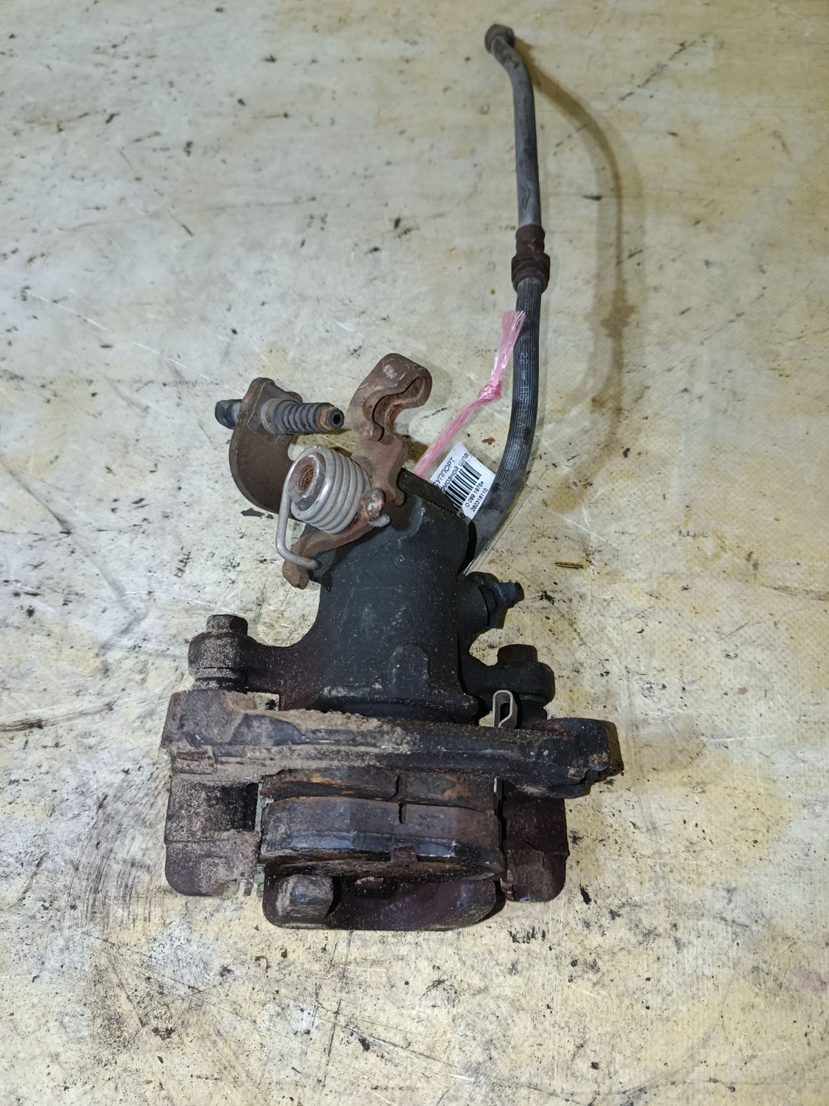 Суппорт на Hyundai Tiburon Фото 2