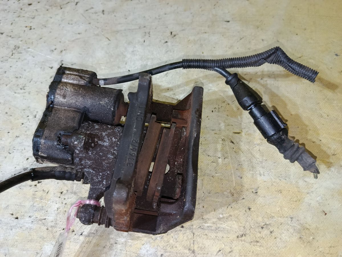 Суппорт на Audi A8 4E BPK Фото 2