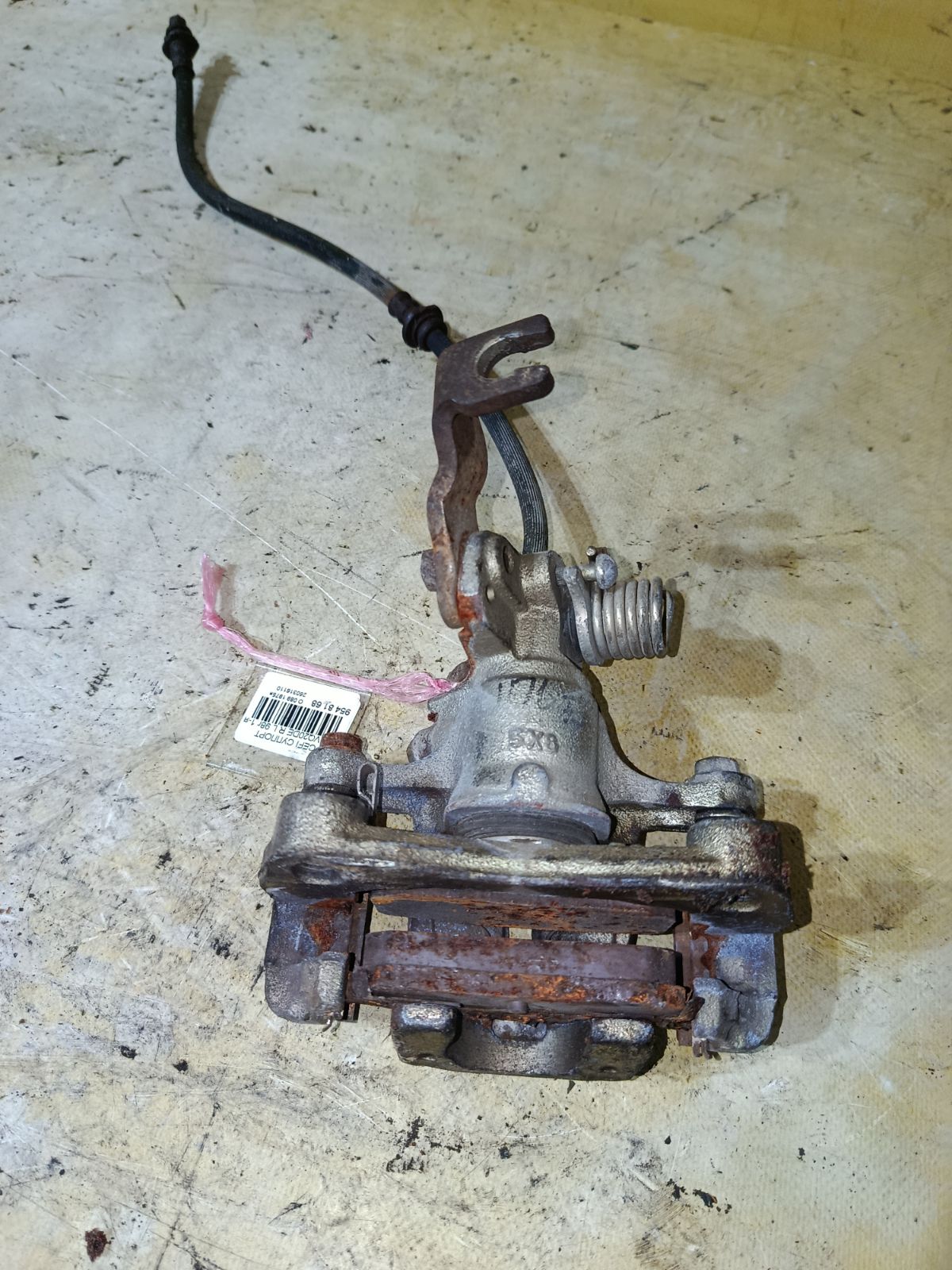 Суппорт на Nissan Cefiro A33 VQ20DE Фото 2