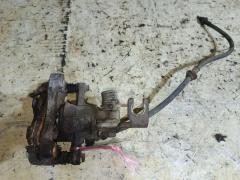 Суппорт на Nissan Cefiro A33 VQ20DE Фото 2