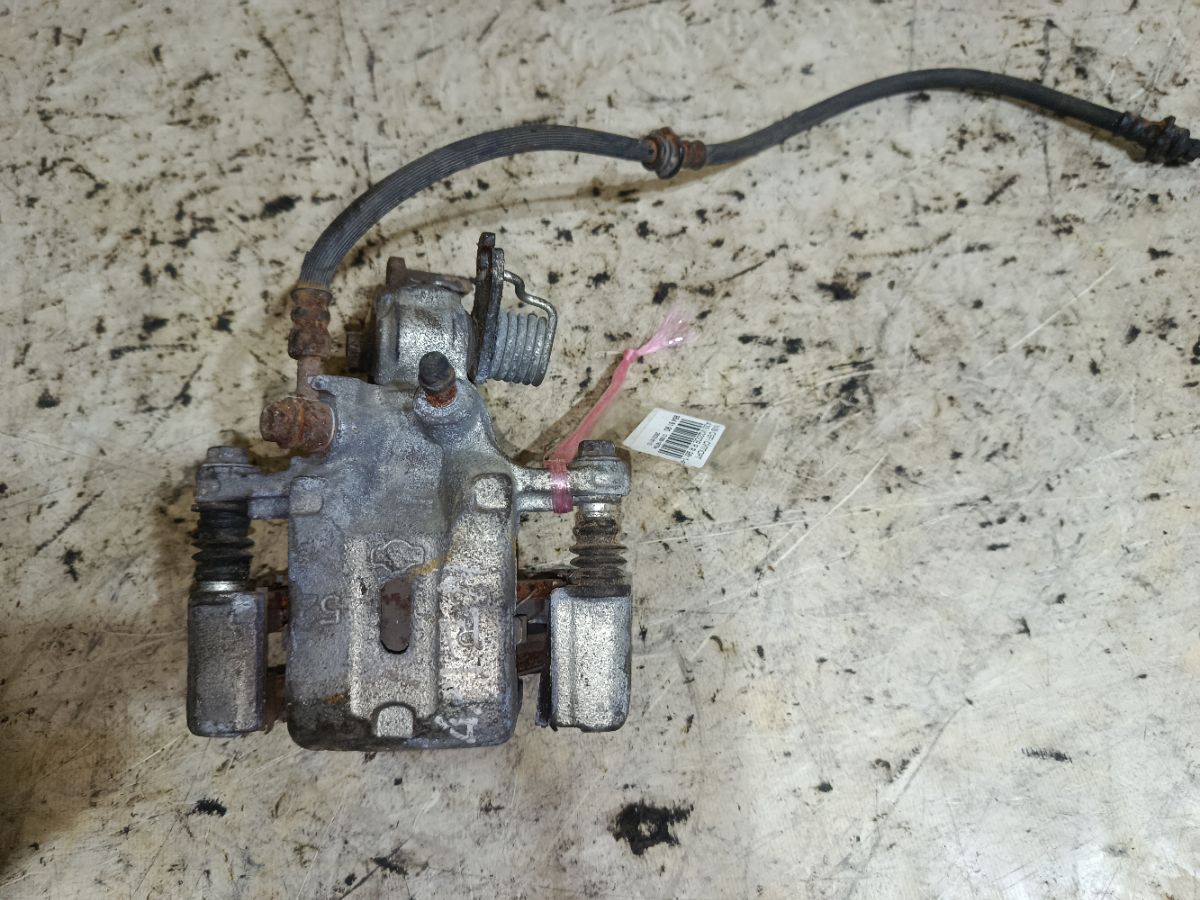 Суппорт на Nissan Cefiro A33 VQ20DE Фото 1