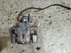 Суппорт на Nissan Cefiro A33 VQ20DE, Заднее Правое расположение