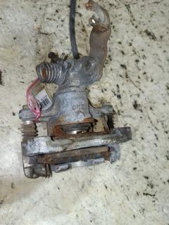 Суппорт на Nissan Cefiro A33 VQ20DE Фото 2