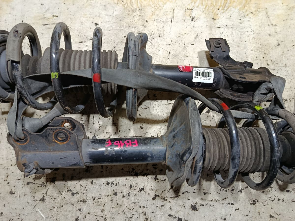 Стойка амортизатора на Nissan Sunny FB15 QG15DE Фото 4