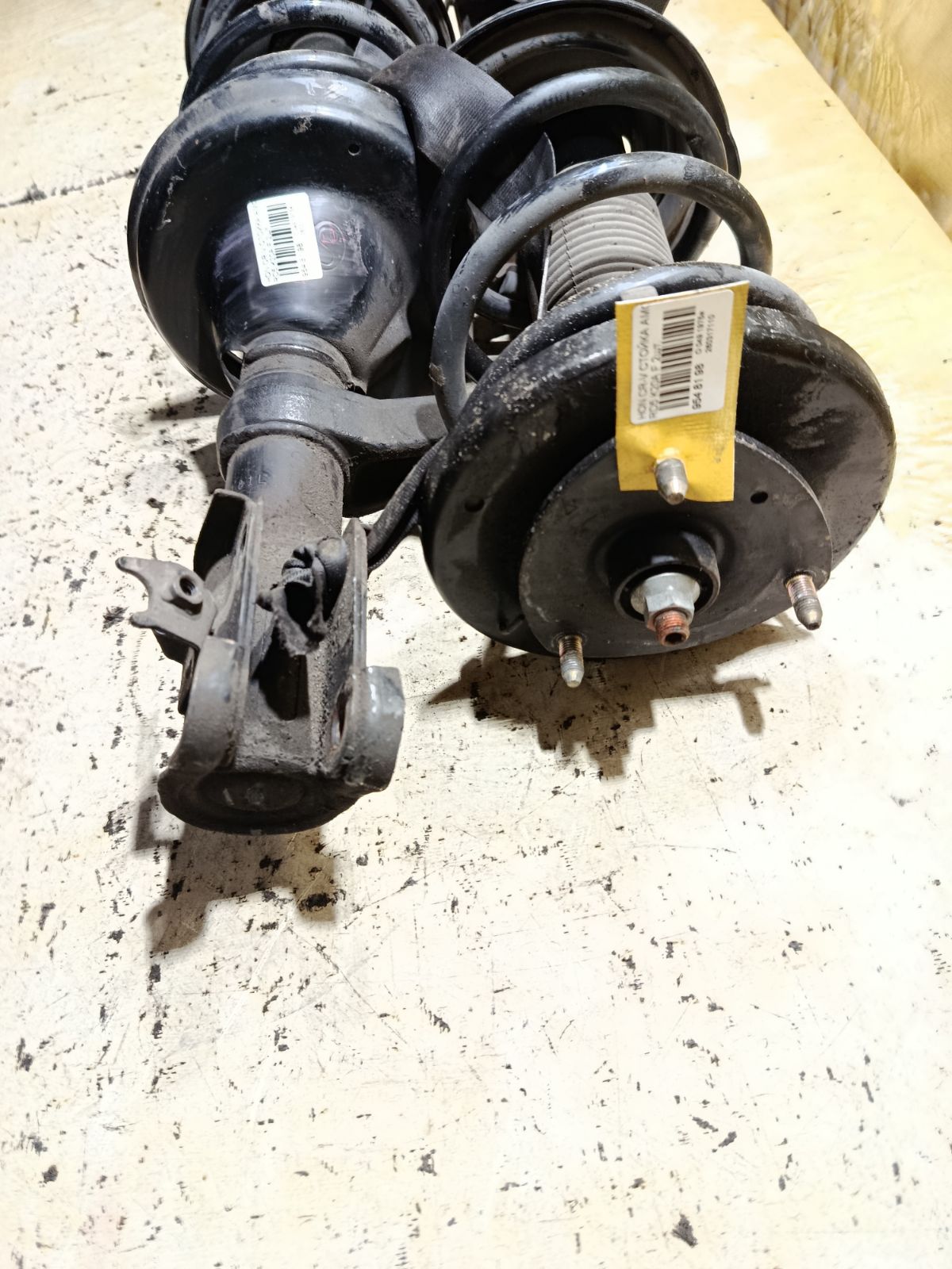 Стойка амортизатора на Honda Cr-V RD5 K20A Фото 2