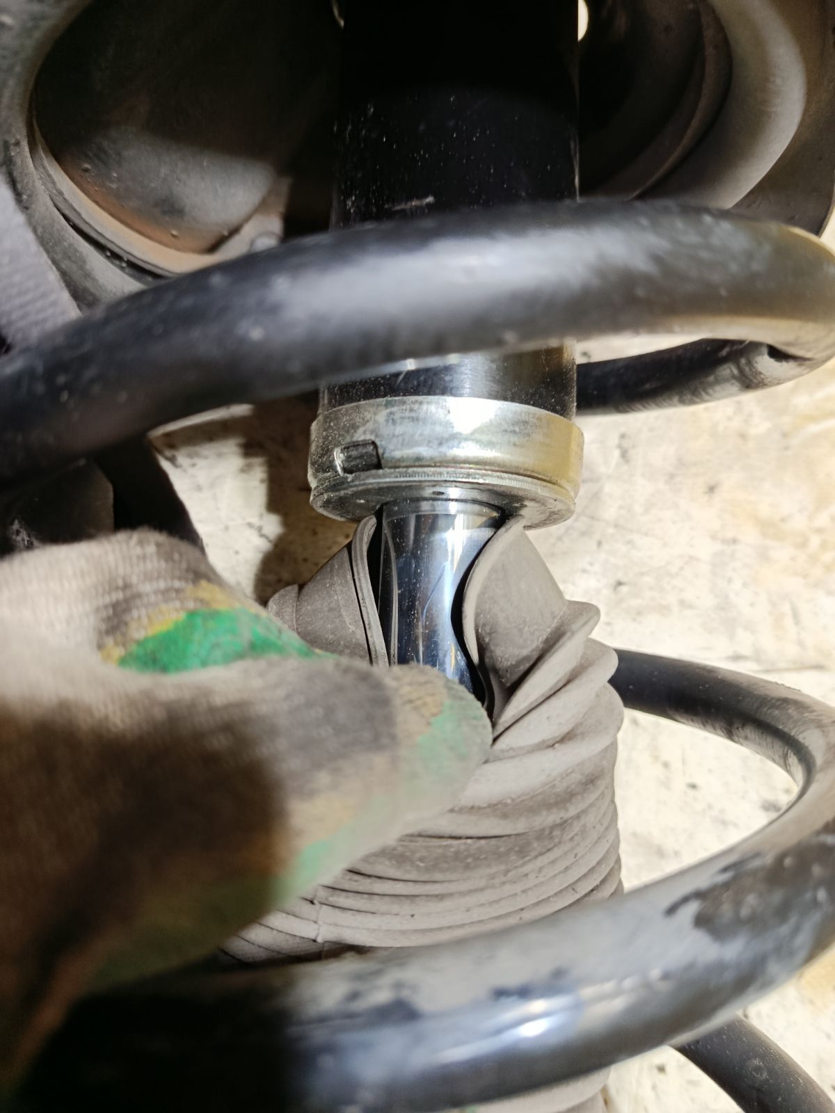 Стойка амортизатора на Honda Cr-V RD5 K20A Фото 4