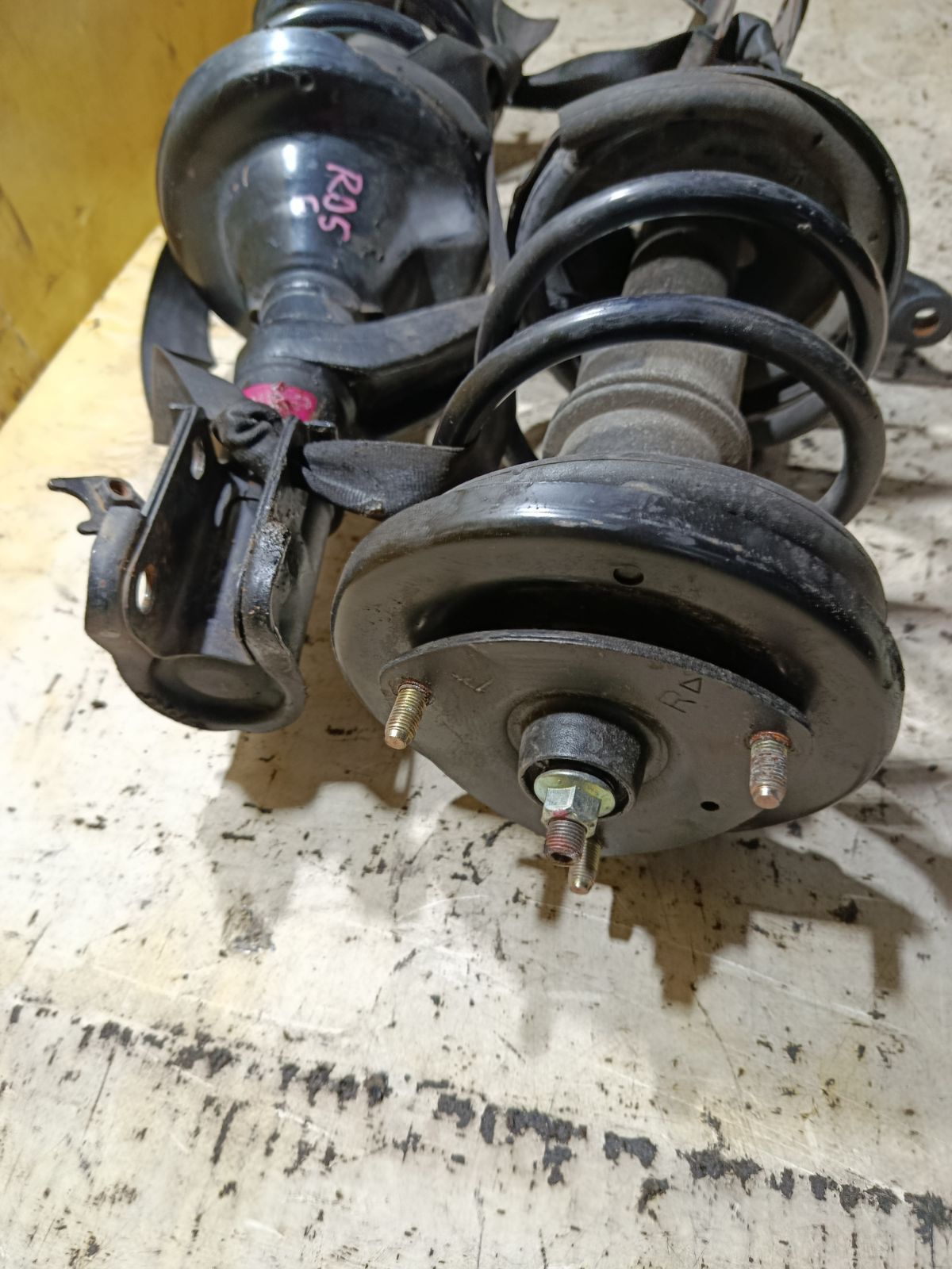 Стойка амортизатора на Honda Cr-V RD5 K20A Фото 4