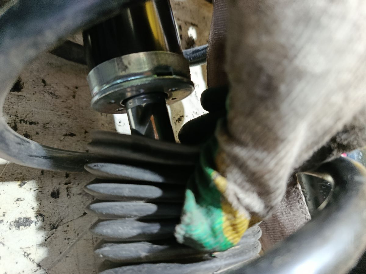 Стойка амортизатора на Mazda Tribute EP3W L3 Фото 5