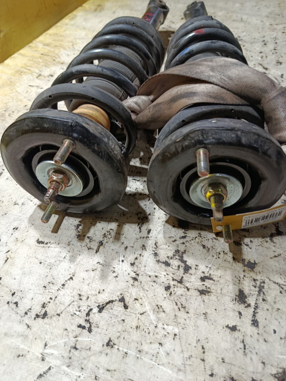 Стойка амортизатора 341202, 56210 31U00, 56210 31U25, 56210 36U00, 56210 40U00, 56210 40U25, 56210 40U26, 56210 43U00, 56210 43U01, 56210 43U26, 56210 43U27, CR-049-3793, CR-049R-A32, CR8999, SJ-049-3793, SJ-049R-A32, ST-049-3793, ST-049R-A32 на Nissan Cefiro A32 VQ20DE Фото 3